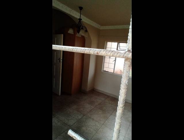 1 bed property to rent in KENSINGTON